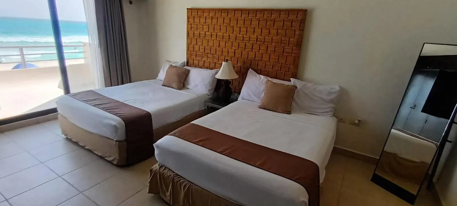 Villas Marlin Ocean Front Cancún