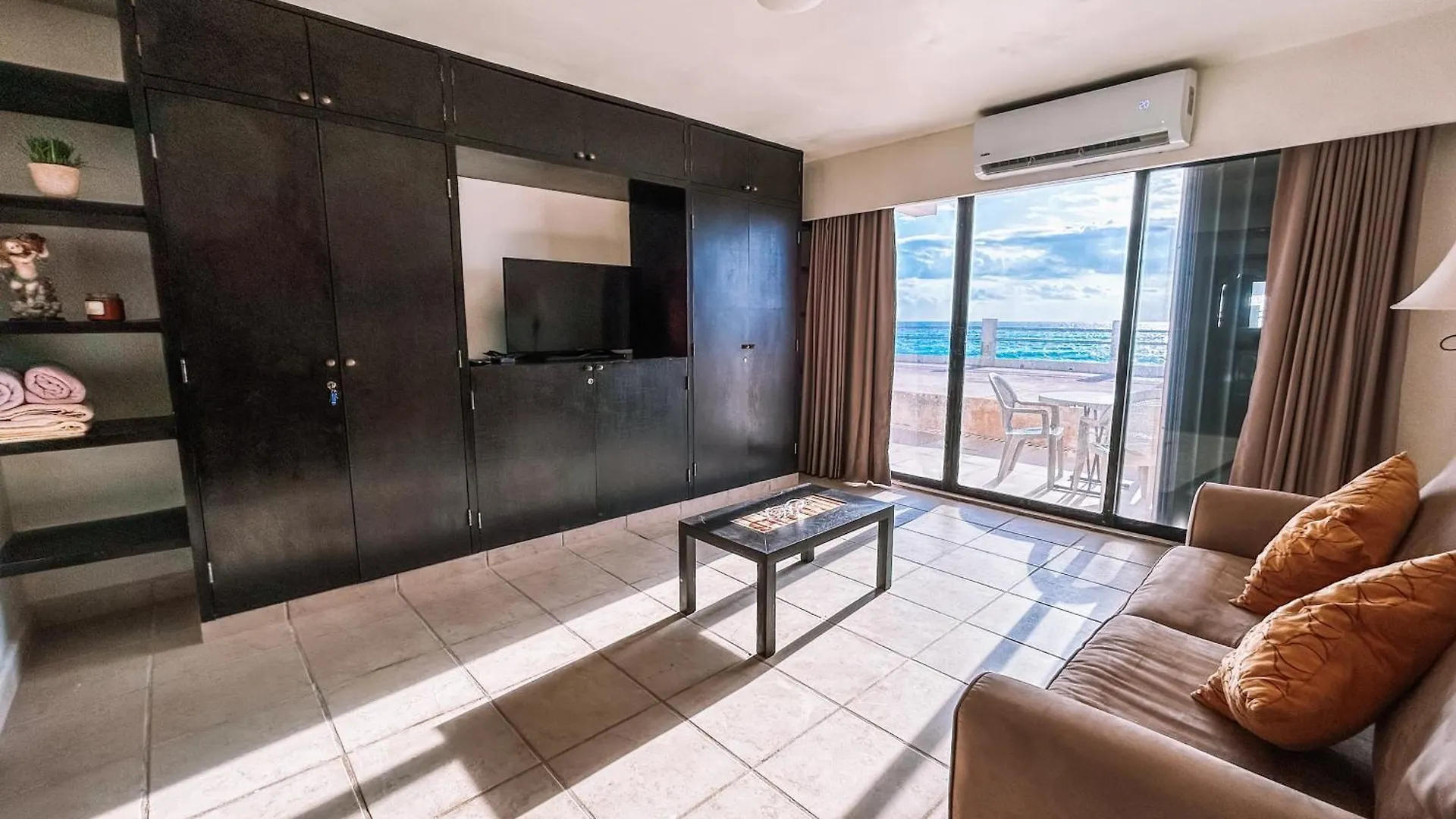 Villas Marlin Ocean Front Канкун