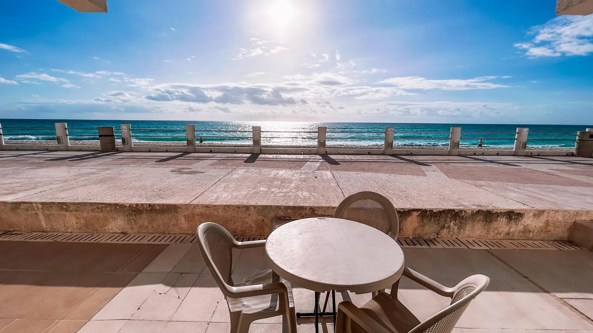 Villas Marlin Ocean Front Канкун